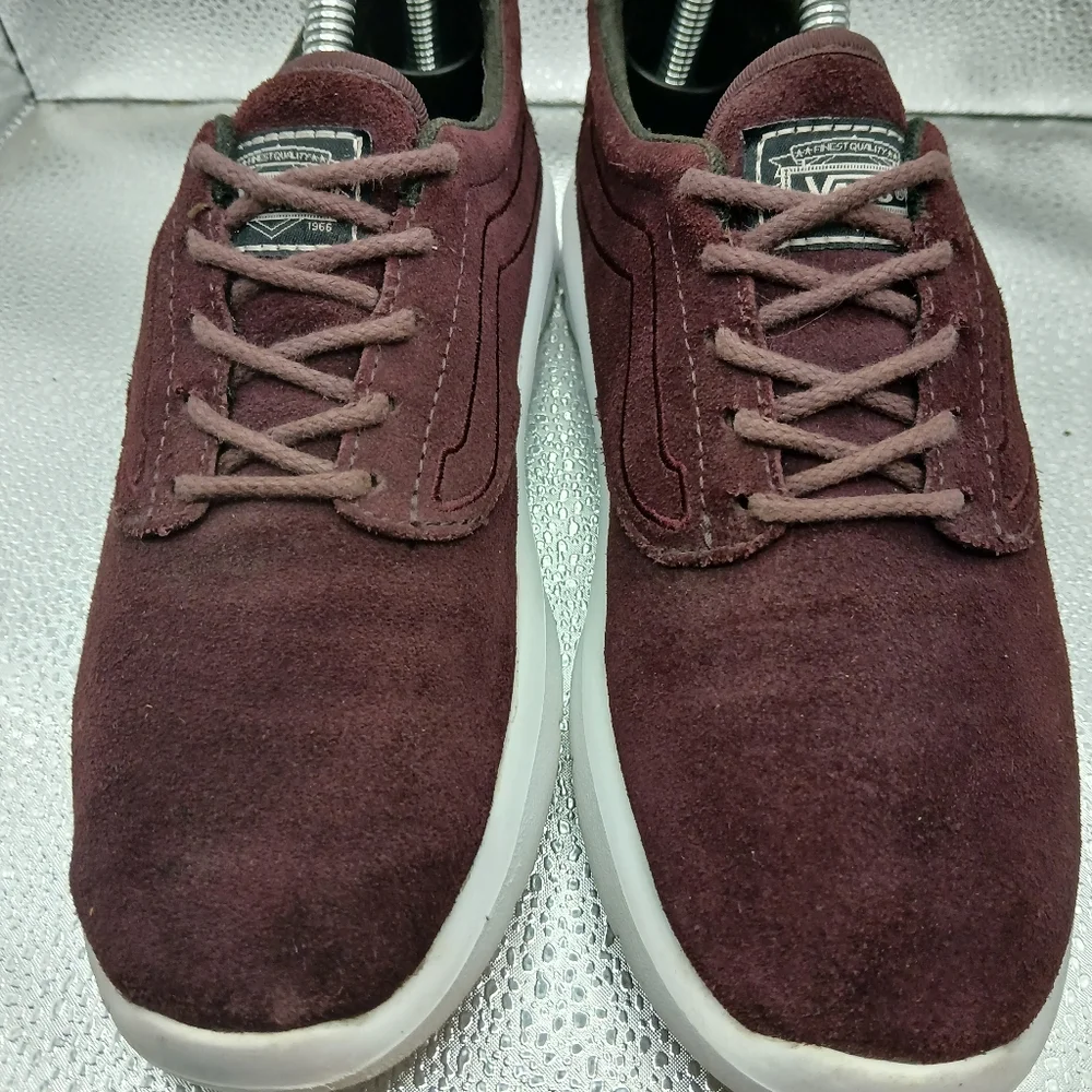 Vans Maroon Lace Up Sneakers Mens Size 6 Womens 7.5